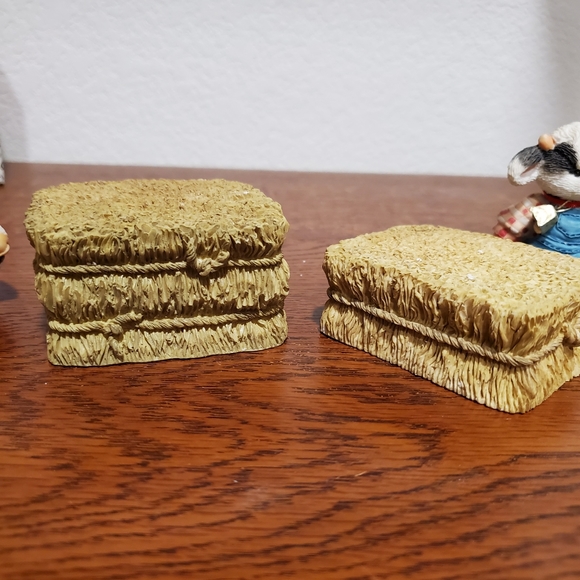 Other - Set of 2 Resin Hay Bales